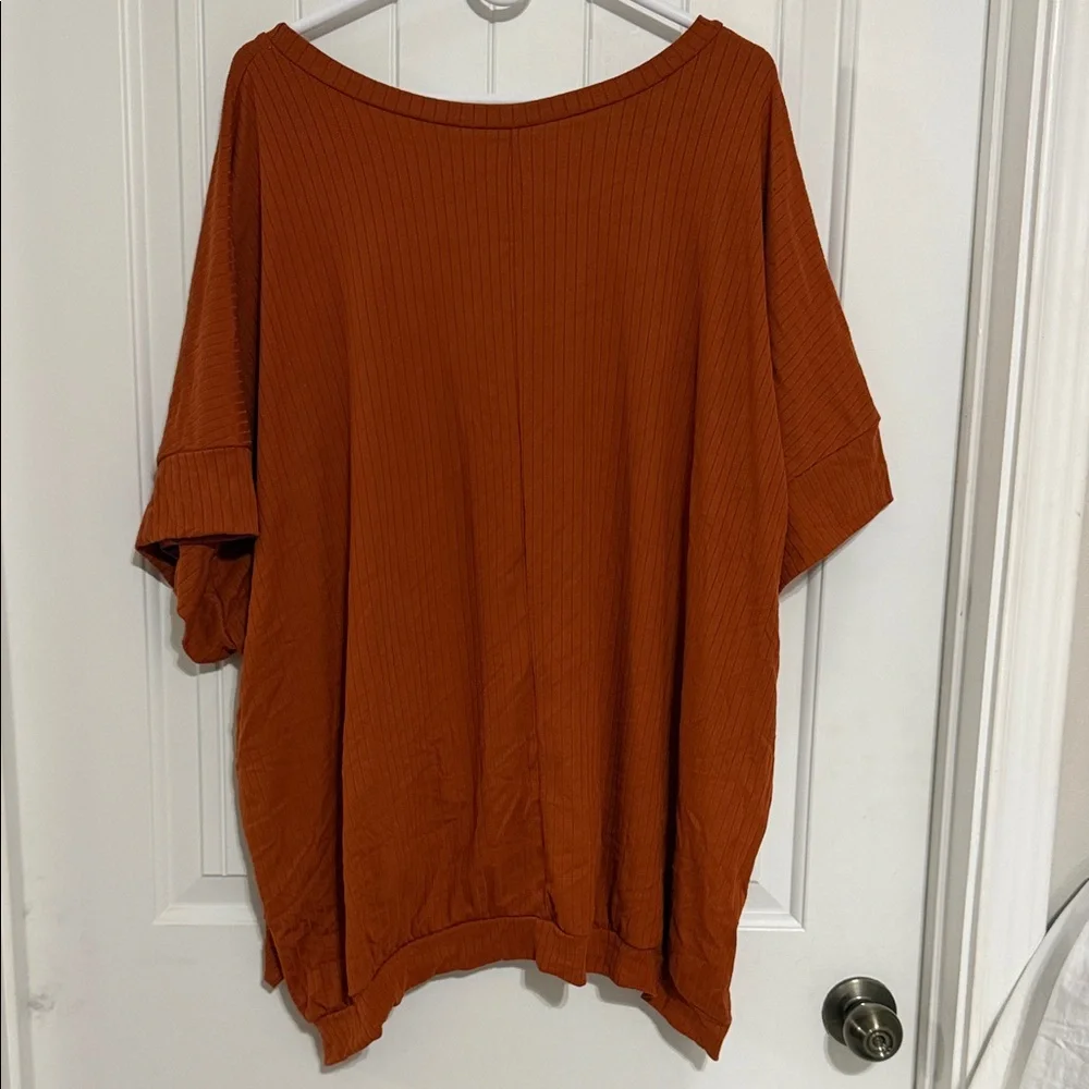 Relaxed Ribbed Tunic Top - Rust - Picture 3 of 3